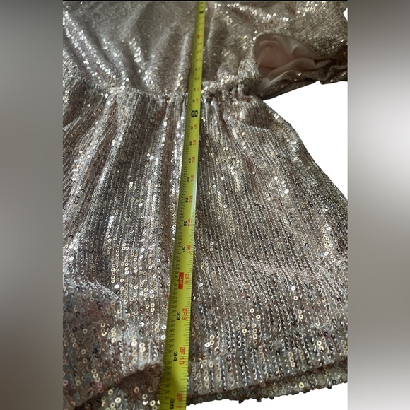 Mustard Seed One-Shoulder Sequin Romper - - Picture 7 of 10